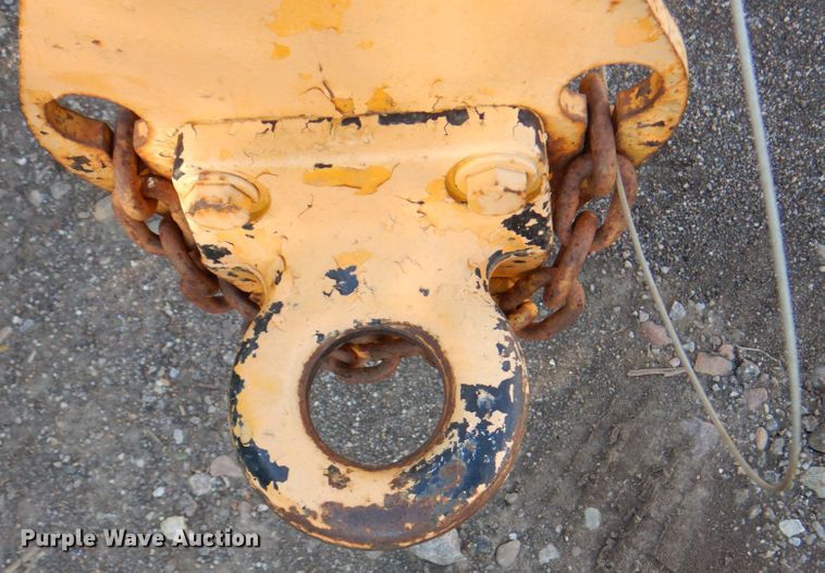 image for item DL0192 Morbark  wood chipper