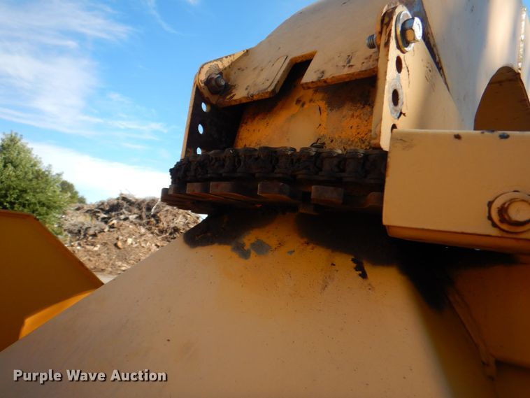 image for item DL0192 Morbark  wood chipper