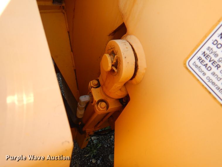 image for item DL0192 Morbark  wood chipper