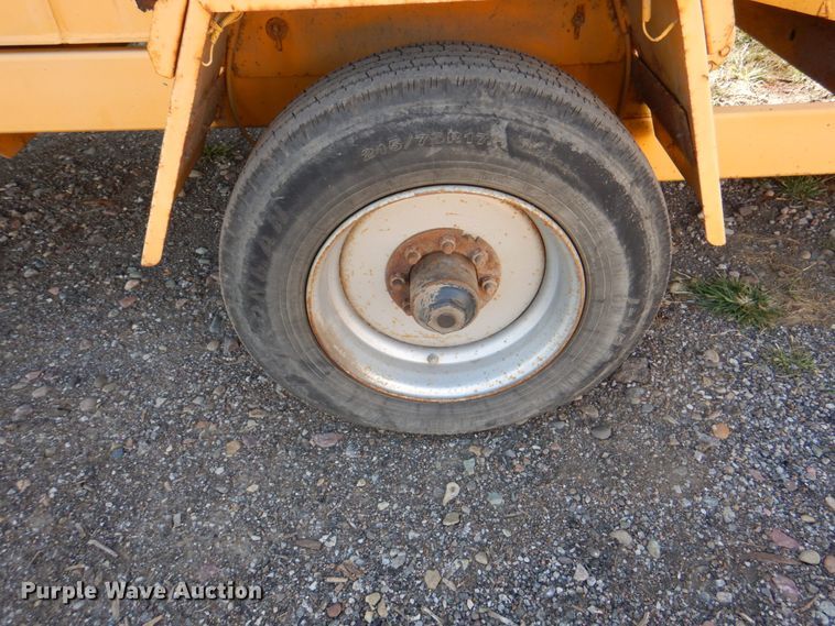 image for item DL0192 Morbark  wood chipper