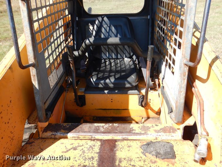 image for item DL0600 1997 Daewoo DSL801  skid steer loader