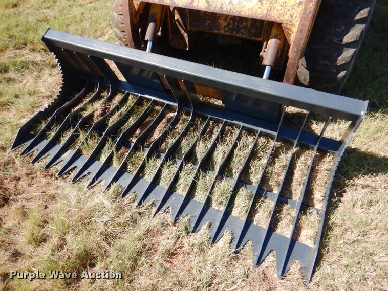 image for item DL0600 1997 Daewoo DSL801  skid steer loader