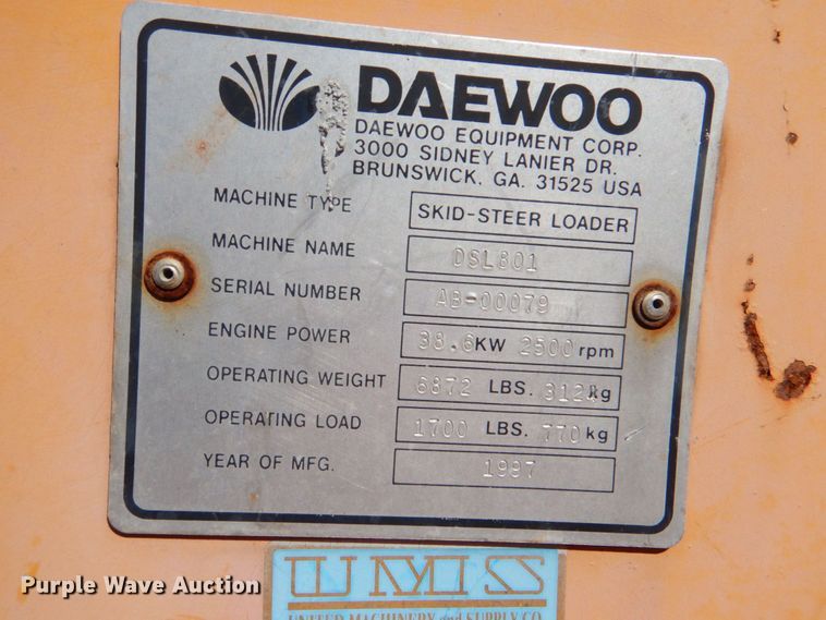 image for item DL0600 1997 Daewoo DSL801  skid steer loader