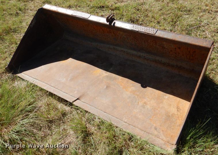 image for item DL0600 1997 Daewoo DSL801  skid steer loader