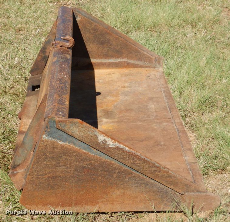 image for item DL0600 1997 Daewoo DSL801  skid steer loader