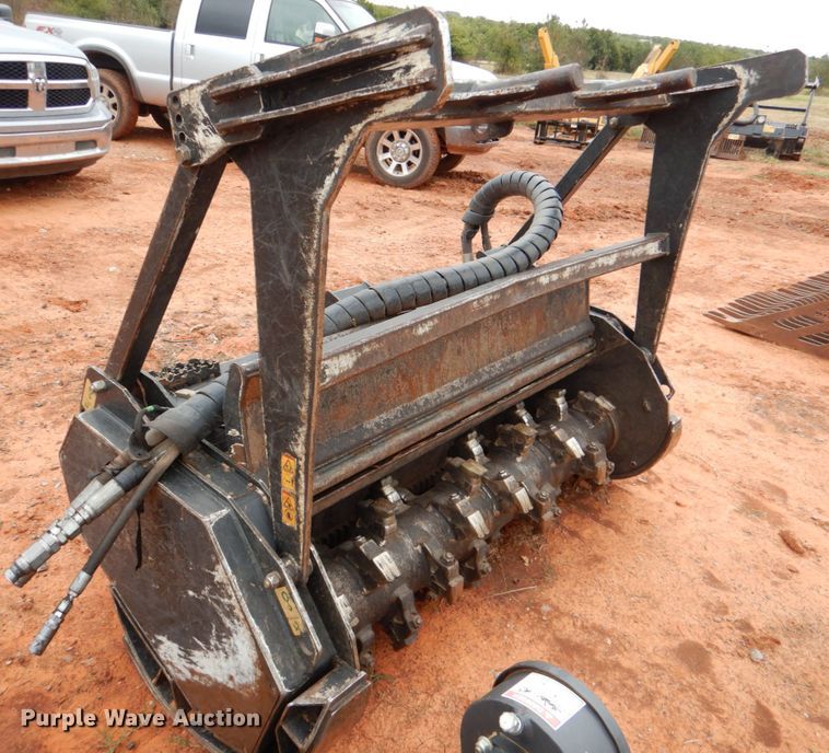 image for item DL0605 2019 Caterpillar HM415C  58" W skid steer mulcher