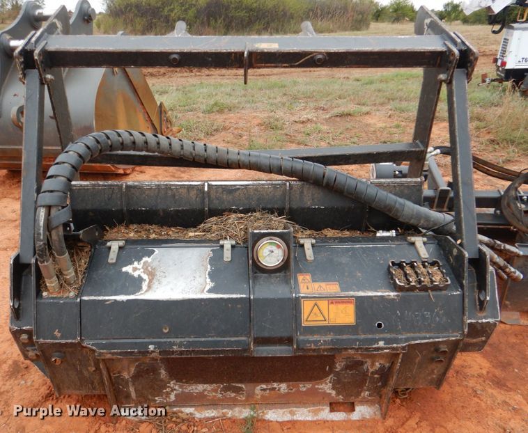 image for item DL0605 2019 Caterpillar HM415C  58" W skid steer mulcher