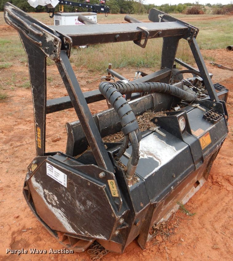 image for item DL0605 2019 Caterpillar HM415C  58" W skid steer mulcher