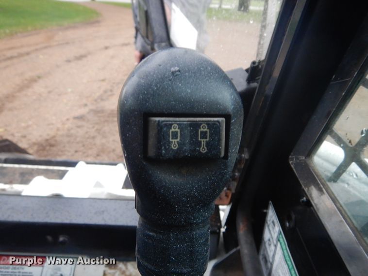 image for item DL6333 1992 Bobcat 753  skid steer loader