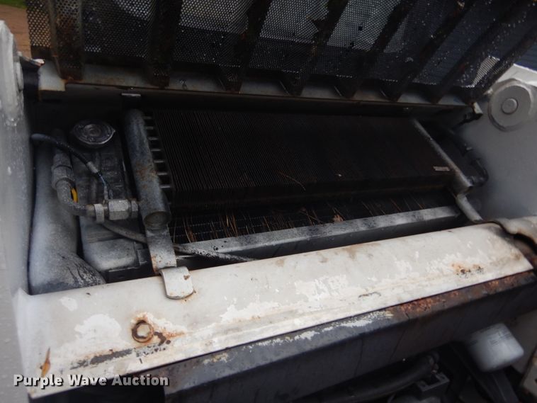 image for item DL6333 1992 Bobcat 753  skid steer loader