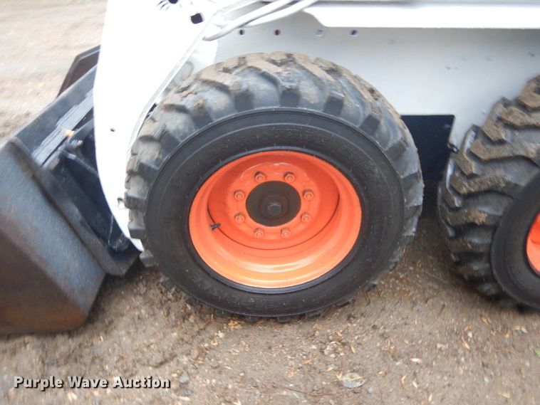 image for item DL6333 1992 Bobcat 753  skid steer loader