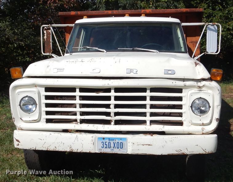 image for item DL6415 1976 Ford F600  dump truck