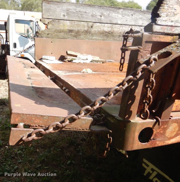 image for item DL6415 1976 Ford F600  dump truck