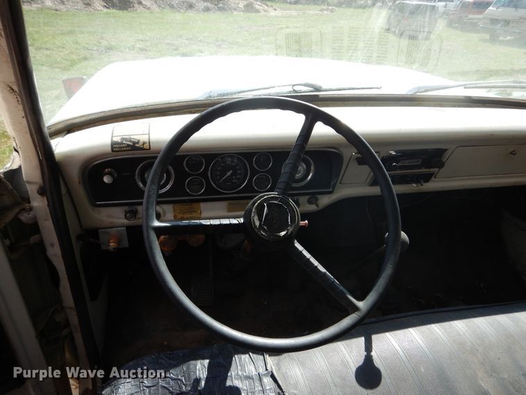 image for item DL6415 1976 Ford F600  dump truck