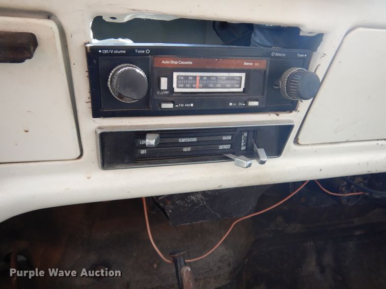 image for item DL6415 1976 Ford F600  dump truck