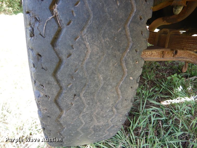 image for item DL6415 1976 Ford F600  dump truck