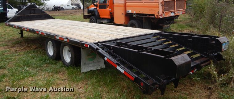 image for item DL6429 2002 Maurer Manufacturing Inc.  equipment trailer