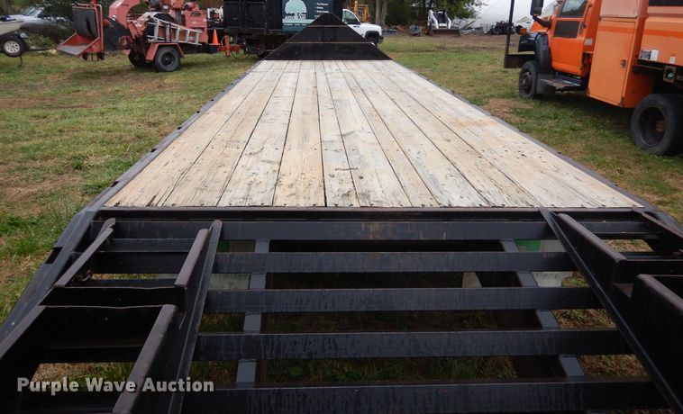 image for item DL6429 2002 Maurer Manufacturing Inc.  equipment trailer