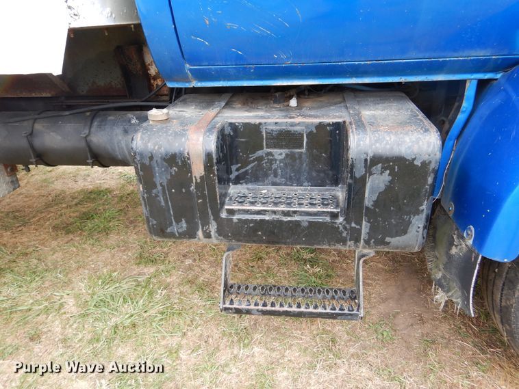 image for item DL6438 1988 Chevrolet Kodiak  dump truck