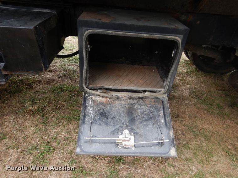 image for item DL6438 1988 Chevrolet Kodiak  dump truck