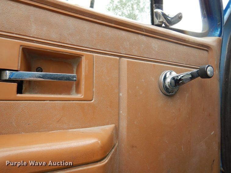 image for item DL6438 1988 Chevrolet Kodiak  dump truck