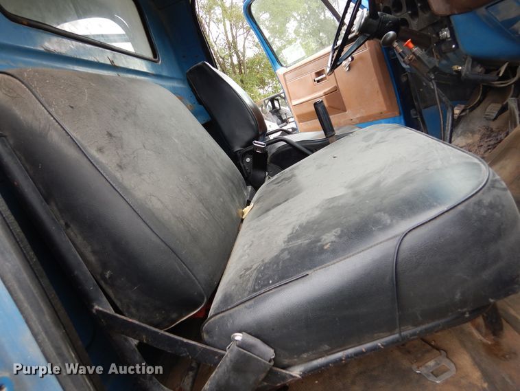 image for item DL6438 1988 Chevrolet Kodiak  dump truck