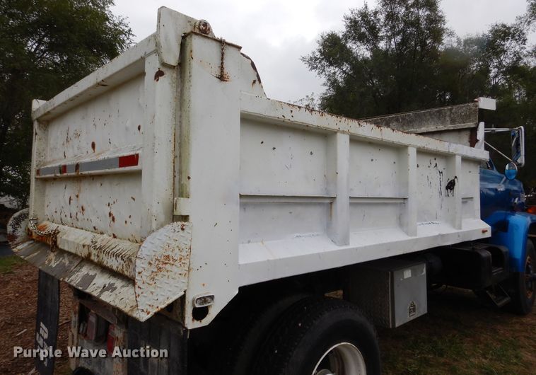 image for item DL6438 1988 Chevrolet Kodiak  dump truck