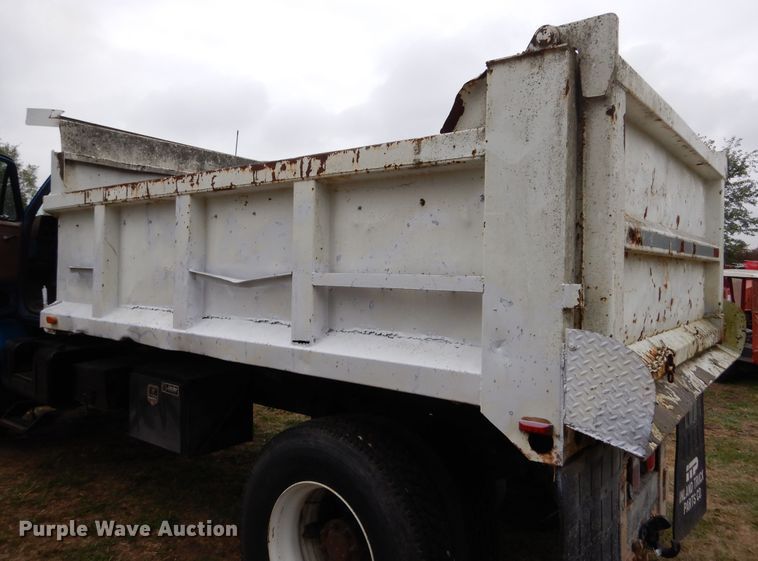image for item DL6438 1988 Chevrolet Kodiak  dump truck