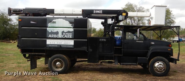 image for item DL6447 1999 GMC C7500  bucket truck