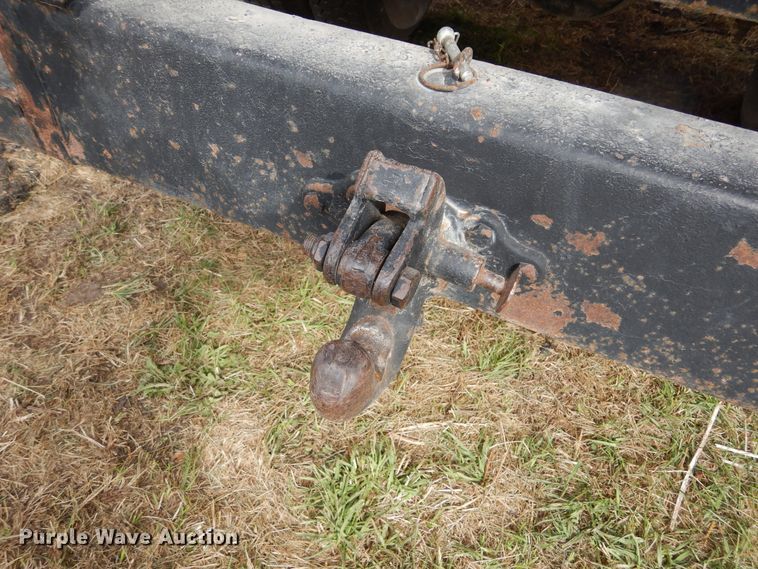 image for item DL6447 1999 GMC C7500  bucket truck