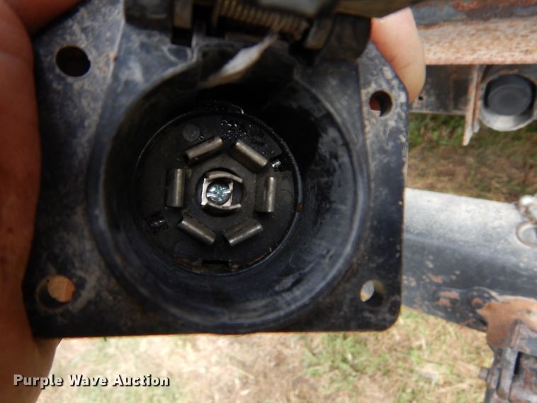 image for item DL6447 1999 GMC C7500  bucket truck