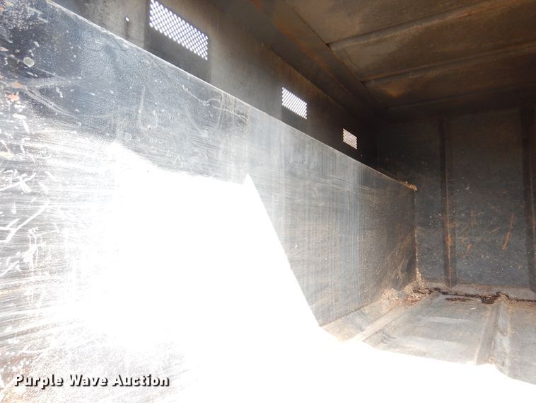 image for item DL6447 1999 GMC C7500  bucket truck