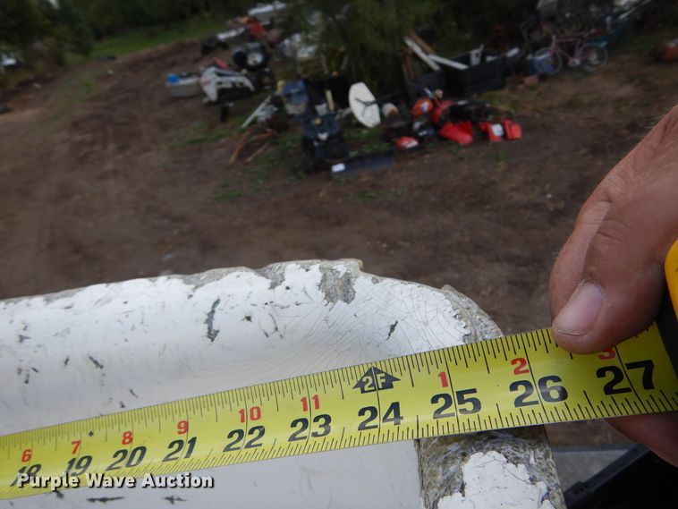 image for item DL6447 1999 GMC C7500  bucket truck