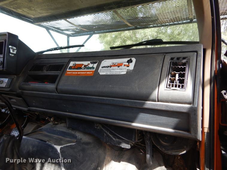 image for item DL6447 1999 GMC C7500  bucket truck