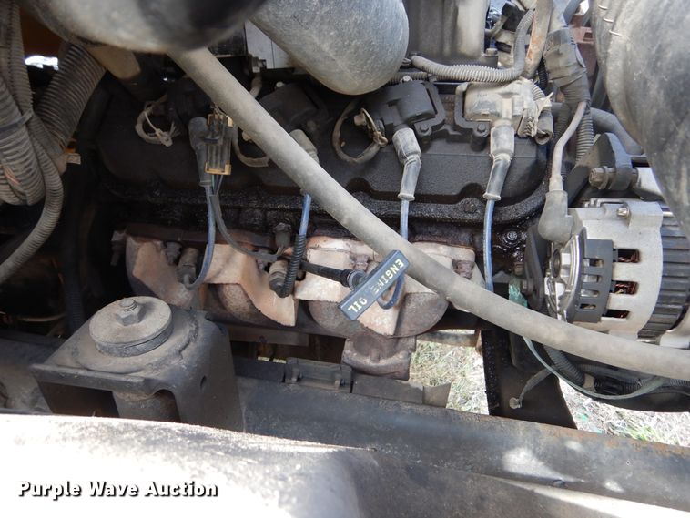 image for item DL6447 1999 GMC C7500  bucket truck