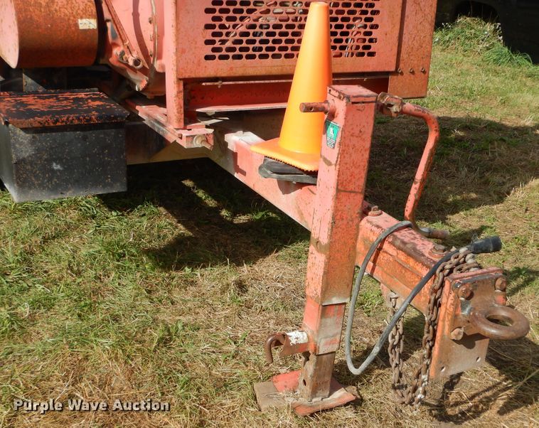 image for item DL6448 1998 Morbark 2400  wood chipper