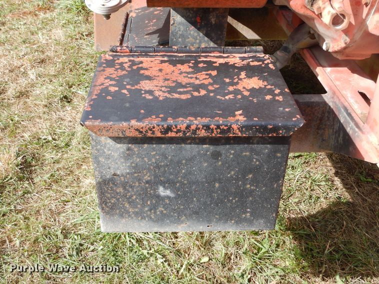 image for item DL6448 1998 Morbark 2400  wood chipper