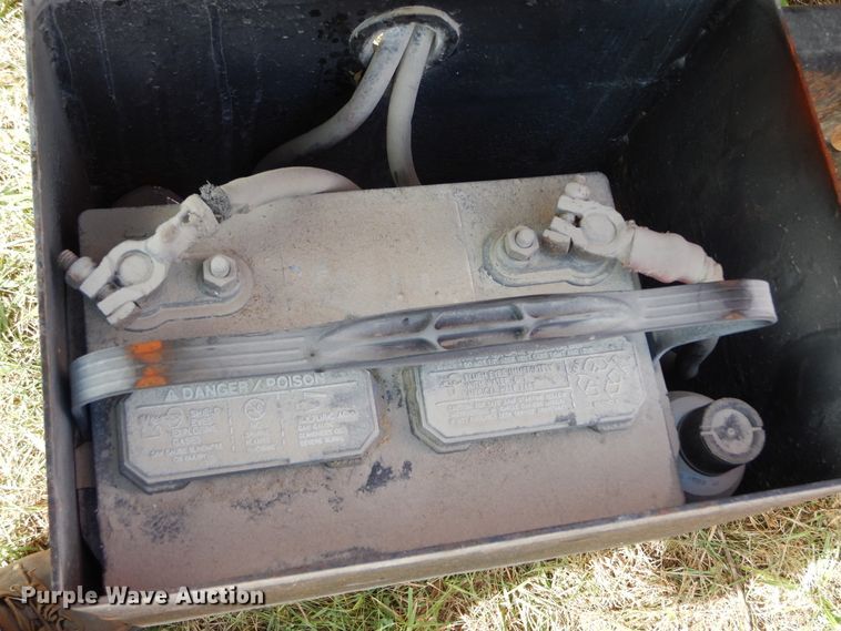 image for item DL6448 1998 Morbark 2400  wood chipper