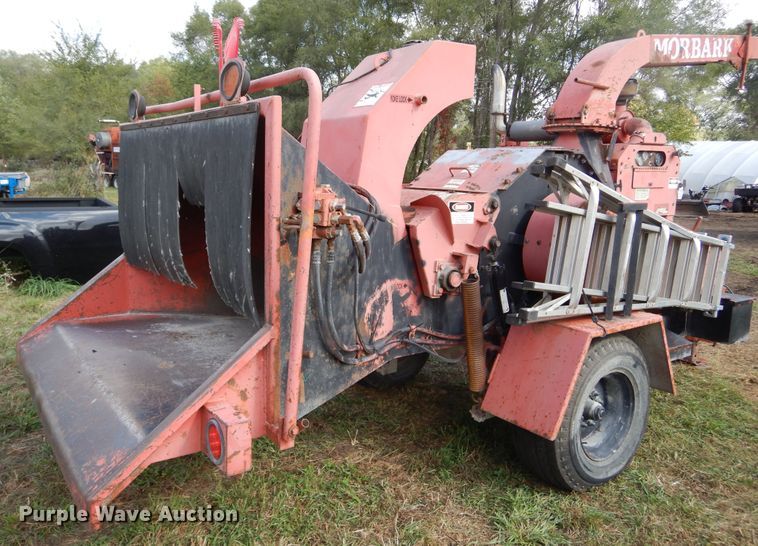 image for item DL6448 1998 Morbark 2400  wood chipper