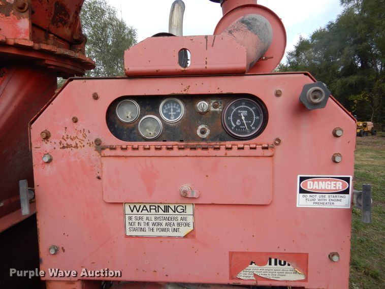 image for item DL6448 1998 Morbark 2400  wood chipper