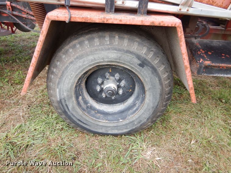 image for item DL6448 1998 Morbark 2400  wood chipper