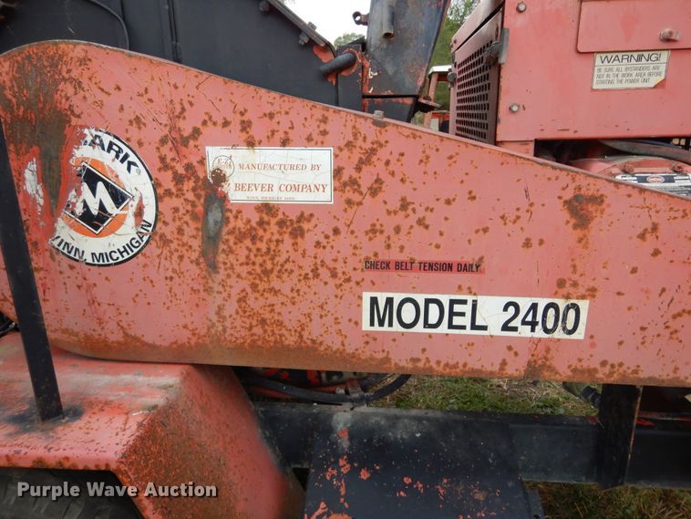 image for item DL6448 1998 Morbark 2400  wood chipper