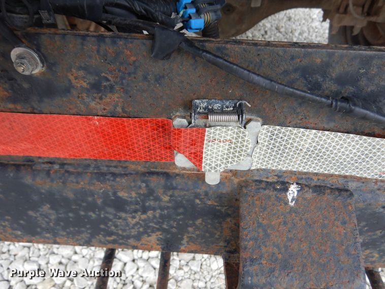 image for item DL6460 1992 International 4700  flatbed truck