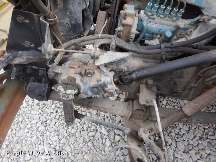 image for item DL6460 1992 International 4700  flatbed truck