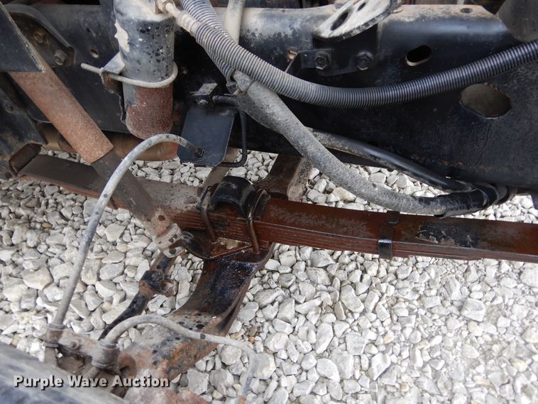 image for item DL6460 1992 International 4700  flatbed truck