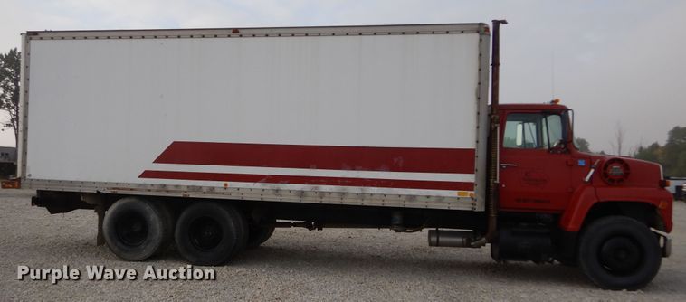 image for item DL6461 1985 Ford LN8000  box truck