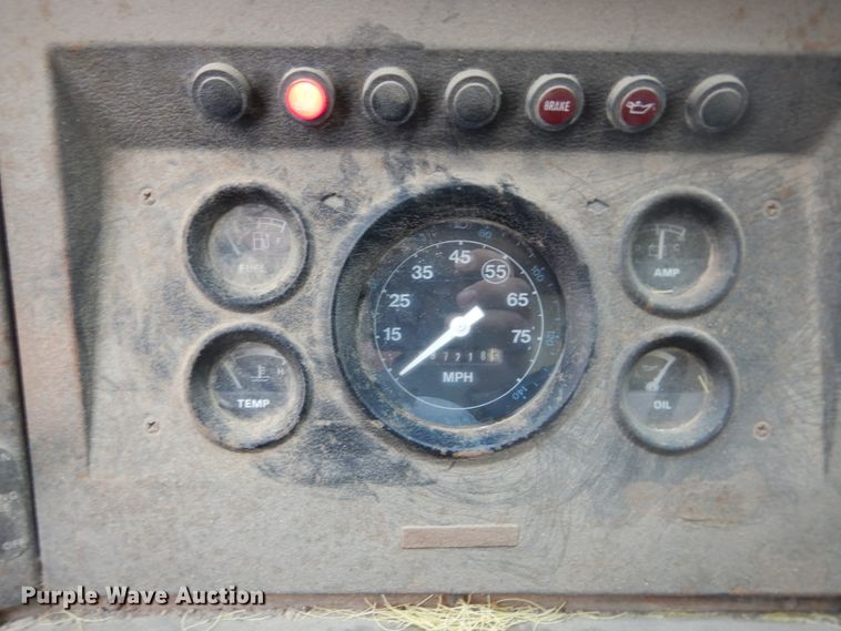 image for item DL6461 1985 Ford LN8000  box truck