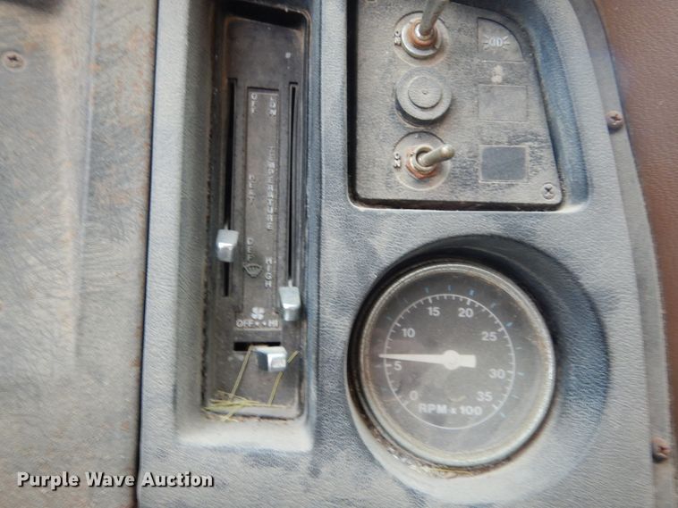 image for item DL6461 1985 Ford LN8000  box truck