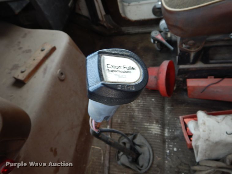 image for item DL6461 1985 Ford LN8000  box truck