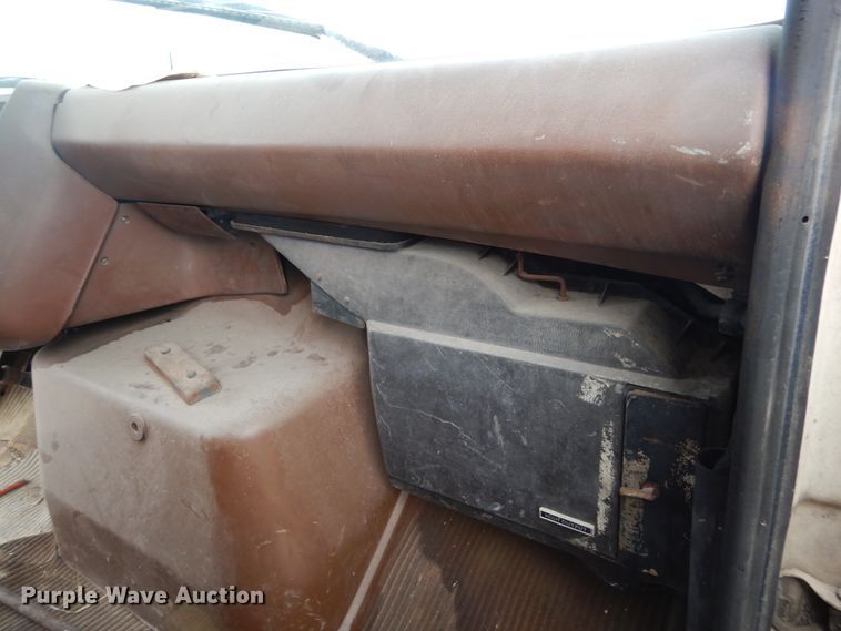 image for item DL6461 1985 Ford LN8000  box truck